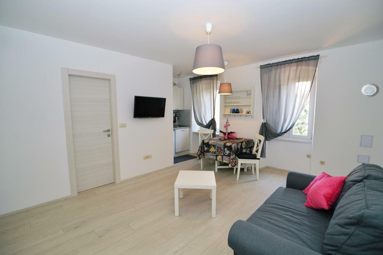 Apartments Knezgrad Laurana Esterno foto