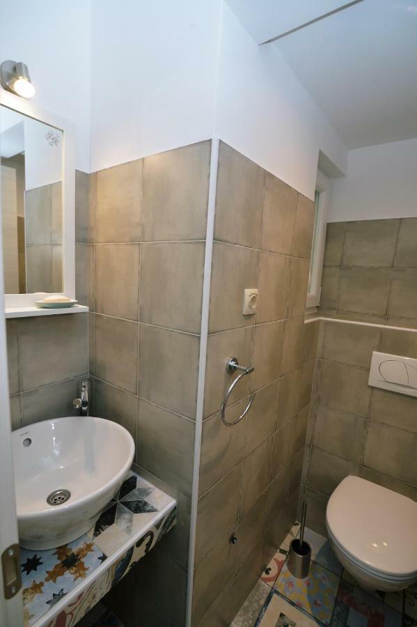 Apartments Knezgrad Laurana Esterno foto